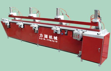 創(chuàng)新與品質(zhì)并行 解析任縣力源機(jī)械廠優(yōu)質(zhì)自動(dòng)接木機(jī)與梳齒機(jī)的技術(shù)優(yōu)勢(shì)